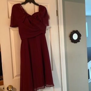 Bought for wedding fits too small probably size 8 or 10.